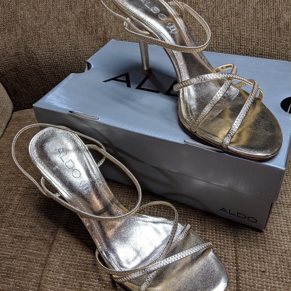 Gold Aldo sandals size 10